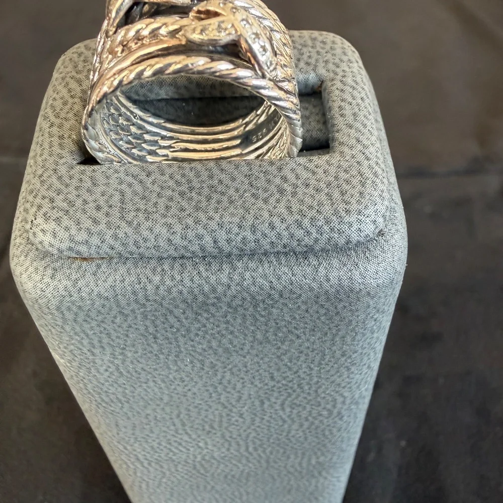DAVID YURMAN Double Cross Silver and Diamond Ring, Size 6.5 LIKE NEW - Picture 3 of 3